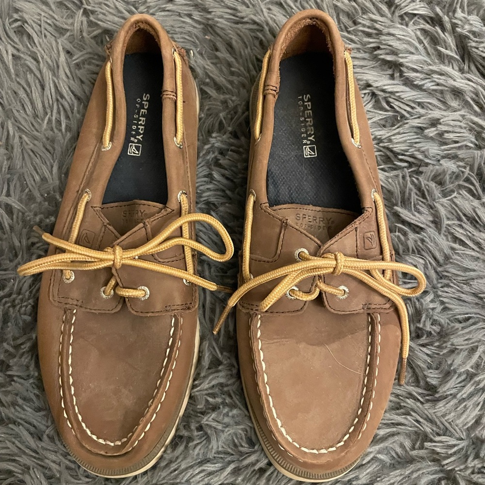 Boys Sperry shoes